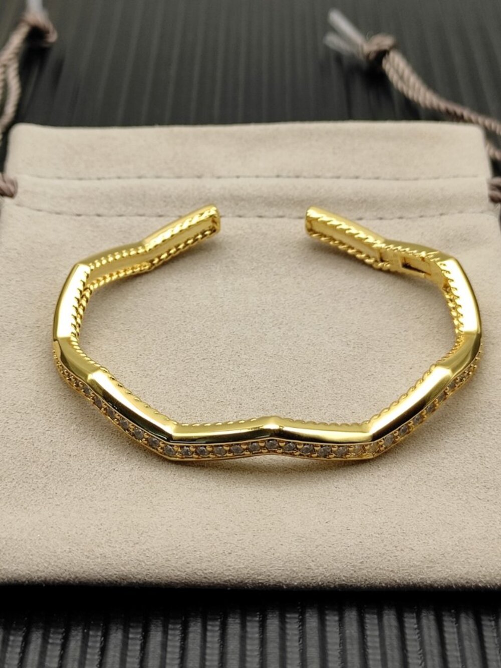 🧡 David Yurman 🧡  5MM bracelet with diamond